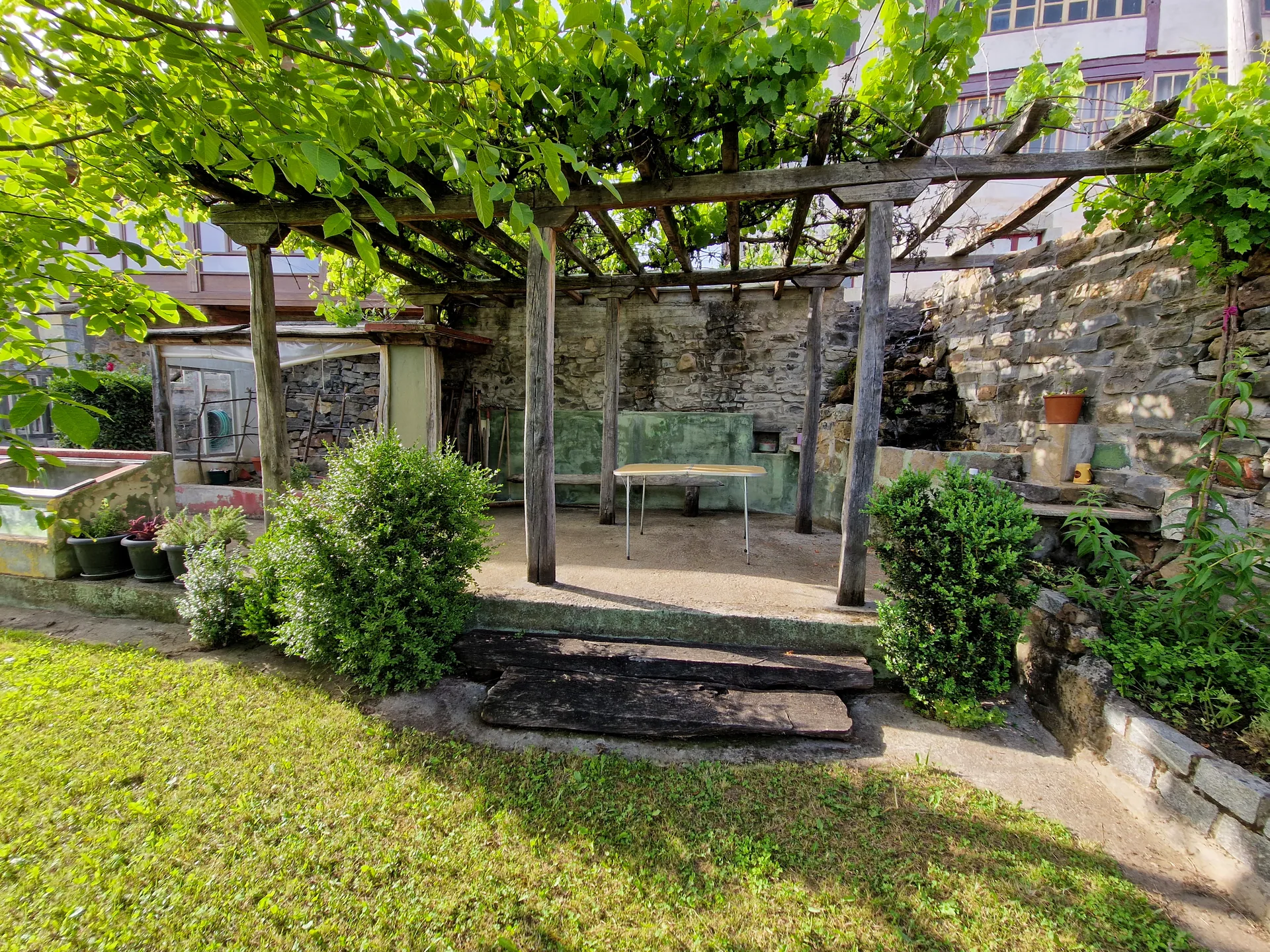 Garden terrace platform