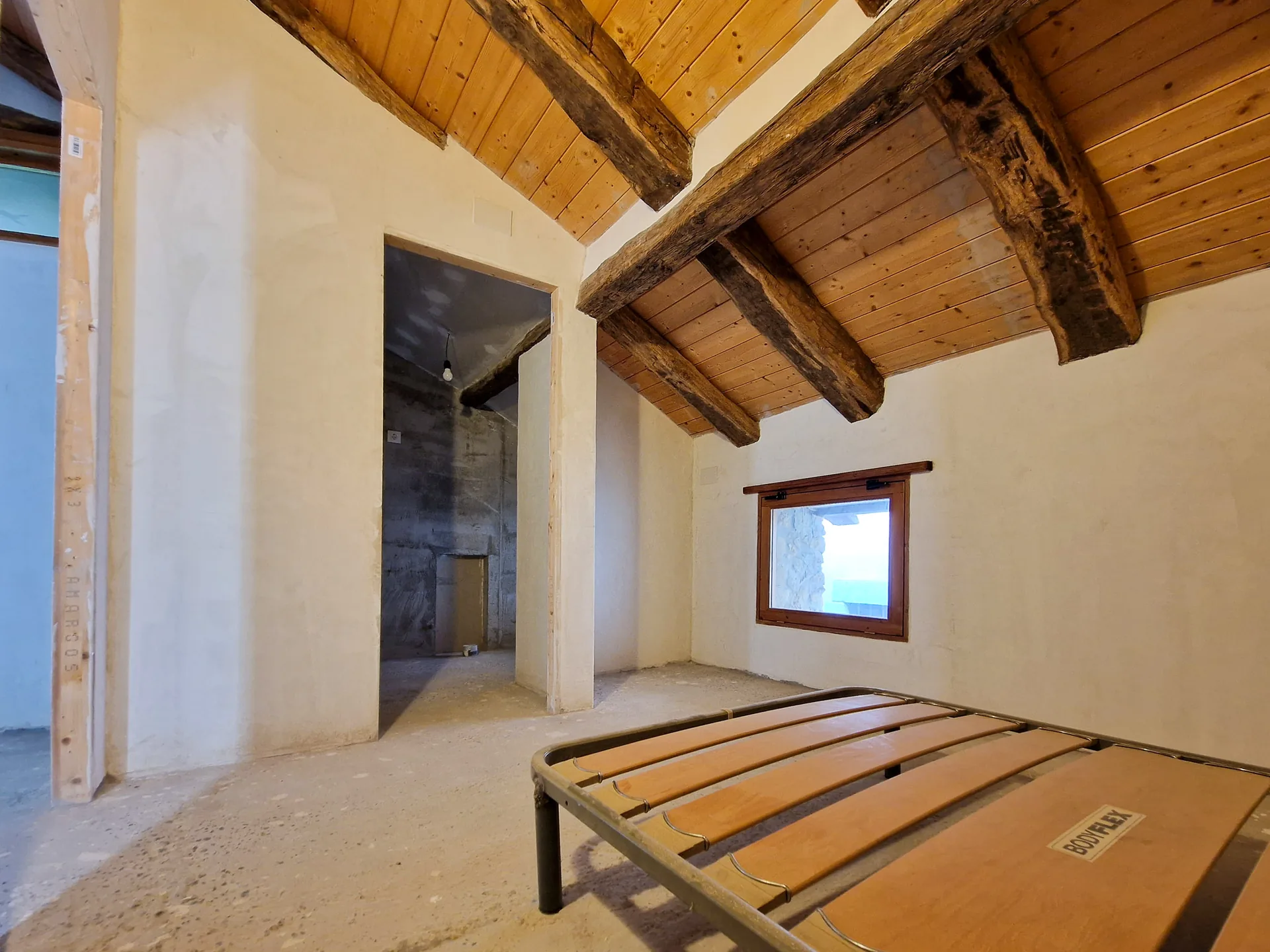 Upper bedroom before restoration